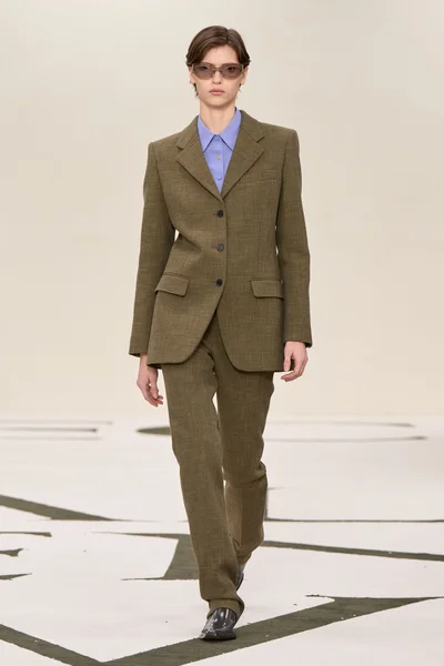 Look 34